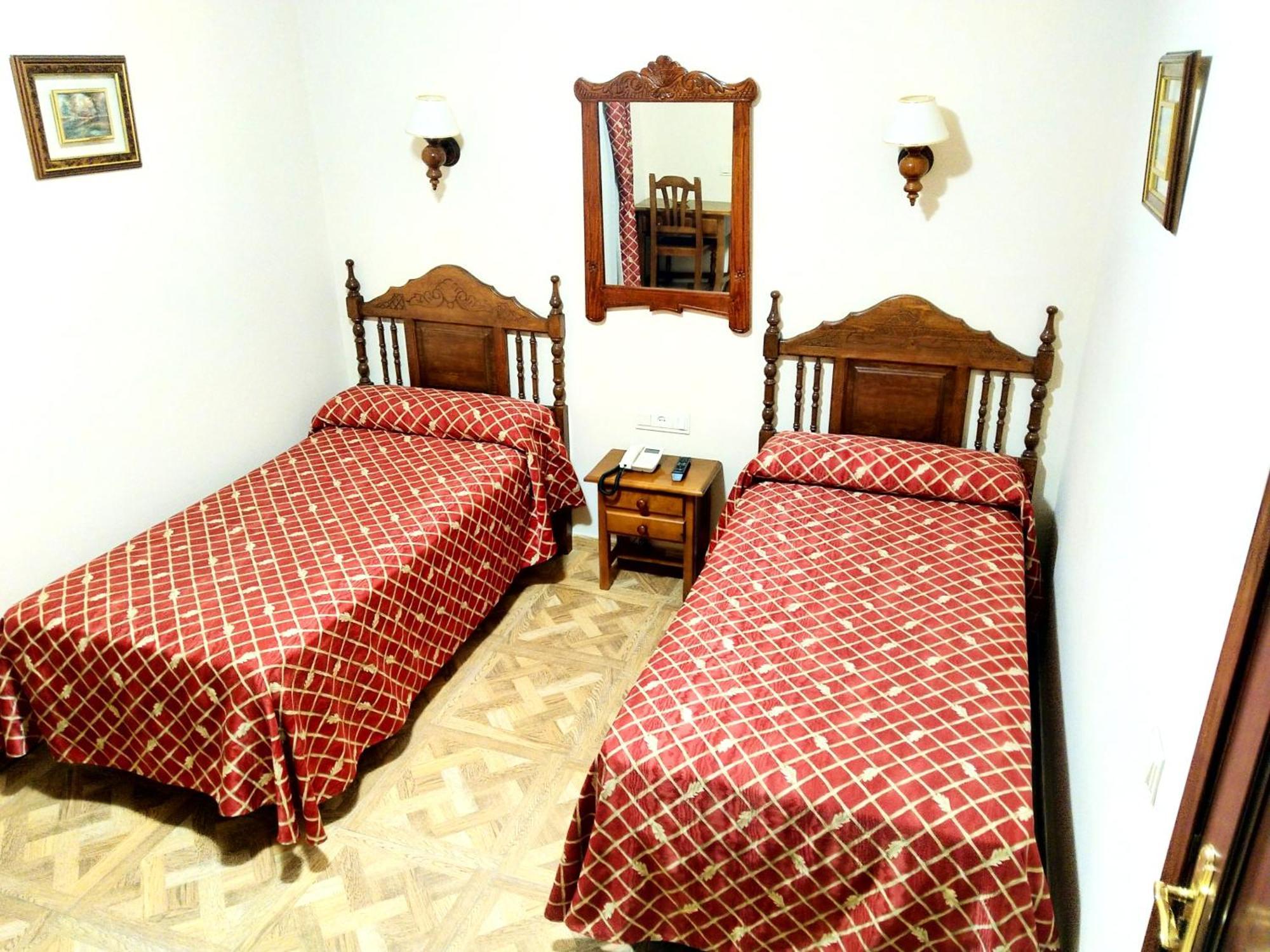 Hostal Bellido Montilla Exterior foto